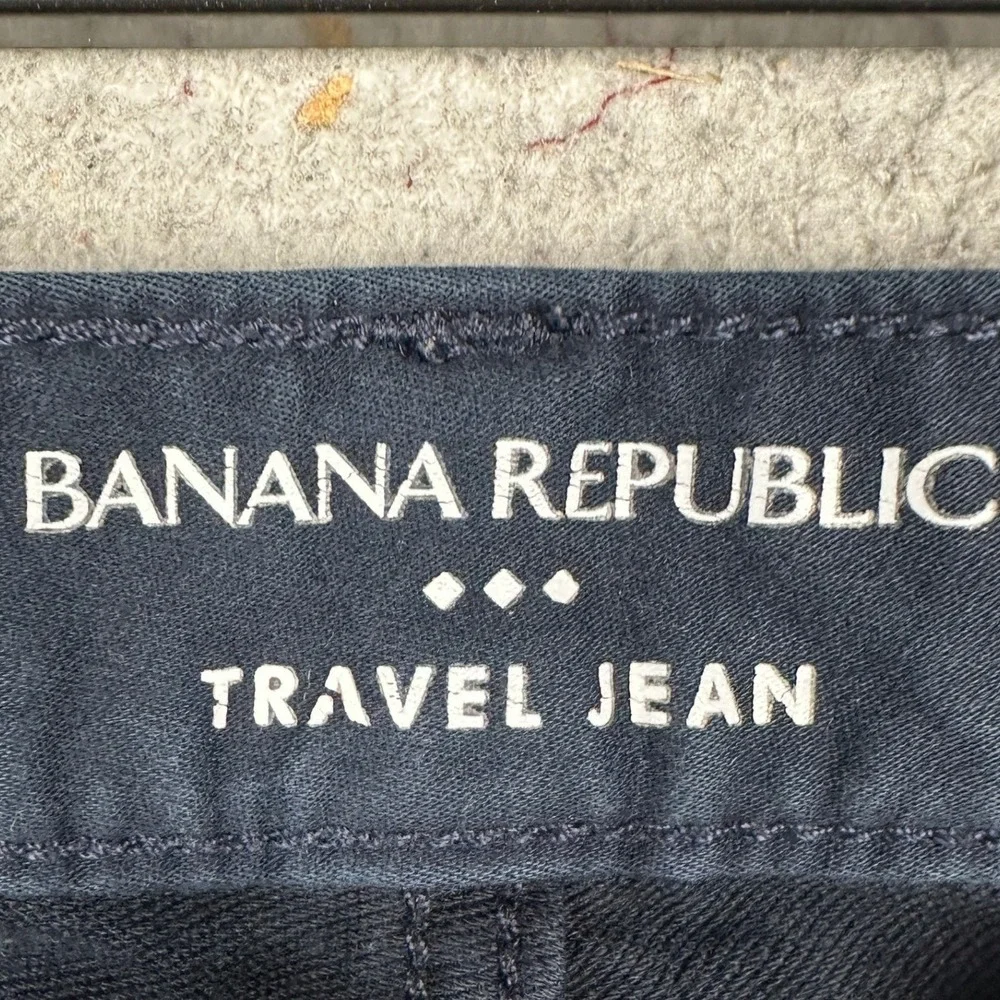 Banana Republic Travel Jean Men 31X32 Navy Blue Athletic Fit 5 Pocket Casual EUC